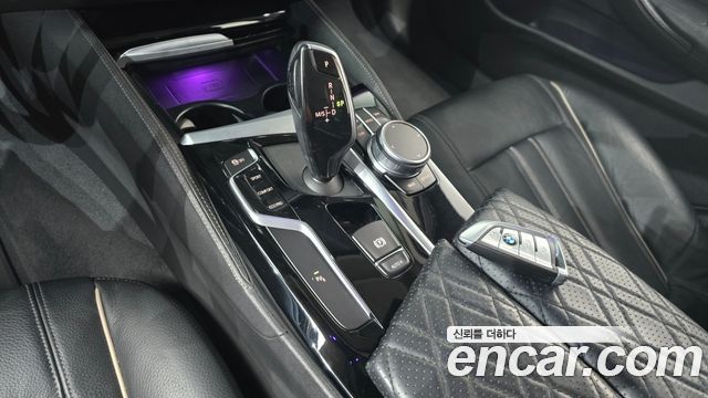 BMW 5 Series (G30) 520i Luxury 2019 — фото 9