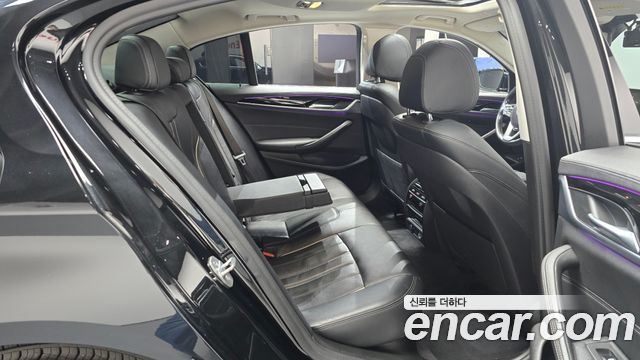 BMW 5 Series (G30) 520i Luxury 2019 — фото 11