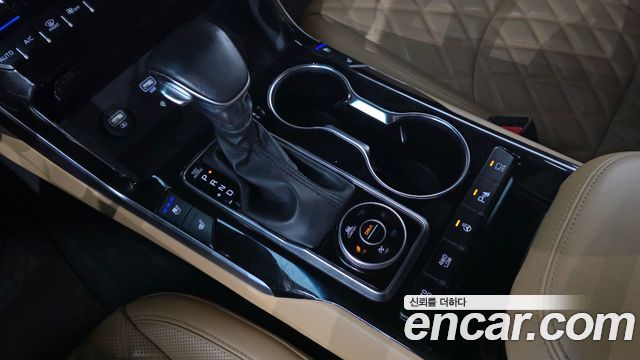Kia Mohave The Master Diesel 3.0 4WD 6-Seater Masters 2021 — фото 9