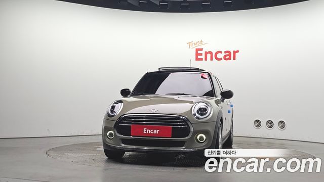 MINI Cooper 5Door HIGH 3rd 2020 — фото 3