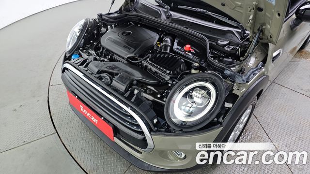 MINI Cooper 5Door HIGH 3rd 2020 — фото 6