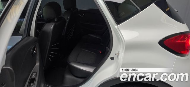 Renault Korea QM3 RE Signature 2017 — фото 16