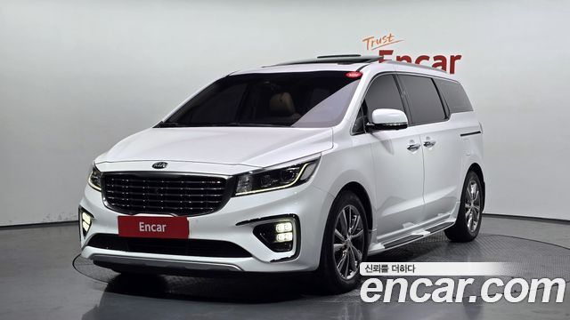 Kia Carnival 9-Seater Noblesse Special 2020 — фото 1