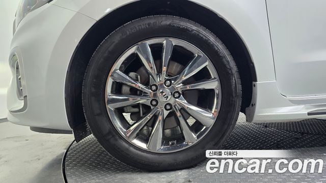 Kia Carnival 9-Seater Noblesse Special 2020 — фото 5