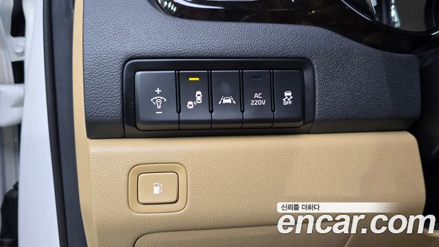 Kia Carnival 9-Seater Noblesse Special 2020 — фото 14
