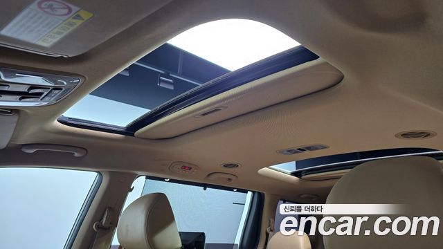 Kia Carnival 9-Seater Noblesse Special 2020 — фото 17