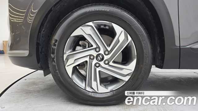 Hyundai Santa Fe Diesel 2.2 2WD Exclusive 2023 — фото 5