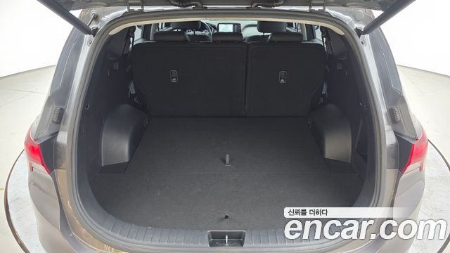 Hyundai Santa Fe Diesel 2.2 2WD Exclusive 2023 — фото 20