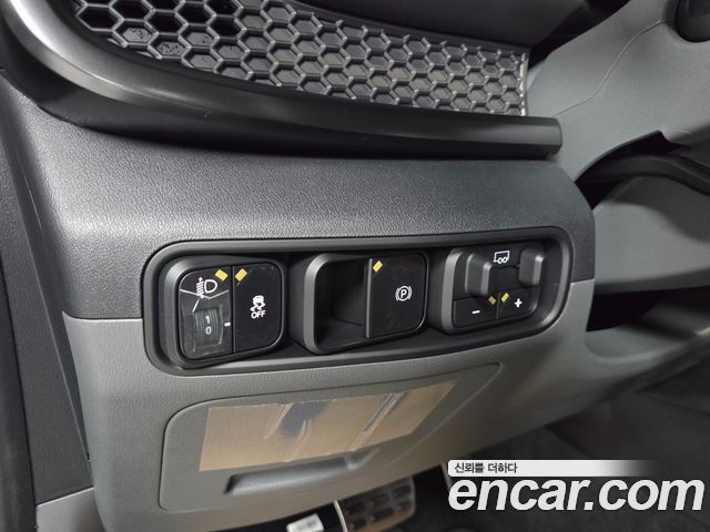 Kia Tasman 2.5T Gasoline 4WD X-Pro 2026 — фото 17