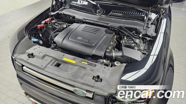 Land Rover Defender (L663) 110 P300 X-Dynamic SE 2022 — фото 6