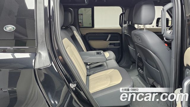 Land Rover Defender (L663) 110 P300 X-Dynamic SE 2022 — фото 26