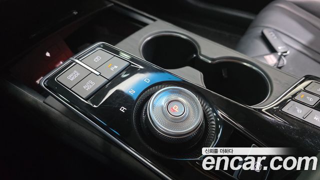 Kia K8 2.5 Gasoline 2WD Noblesse 2022 — фото 9