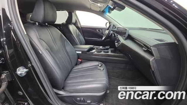 Kia K8 2.5 Gasoline 2WD Noblesse 2022 — фото 10