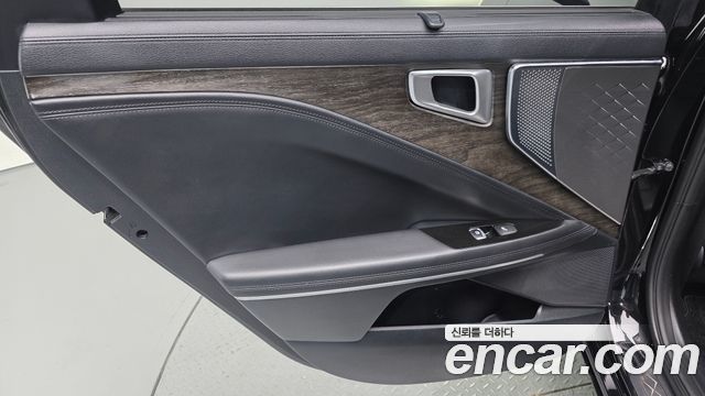 Kia K8 2.5 Gasoline 2WD Noblesse 2022 — фото 25