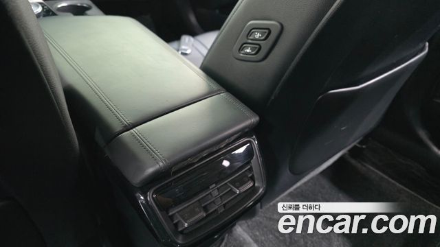Kia K8 2.5 Gasoline 2WD Noblesse 2022 — фото 30