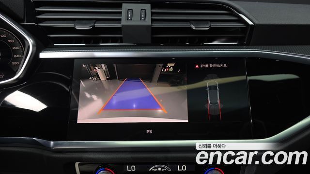 Audi Q3 (F3) 35 TDI Quattro Premium Sportback 2023 — фото 13