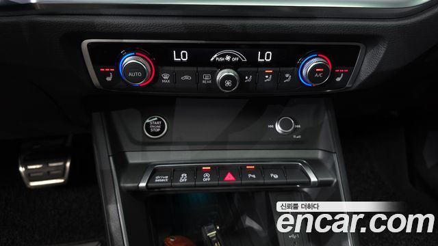 Audi Q3 (F3) 35 TDI Quattro Premium Sportback 2023 — фото 14