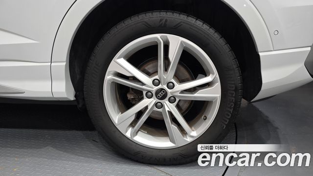 Audi Q3 (F3) 35 TDI Quattro Premium Sportback 2023 — фото 21