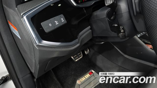 Audi Q3 (F3) 35 TDI Quattro Premium Sportback 2023 — фото 27