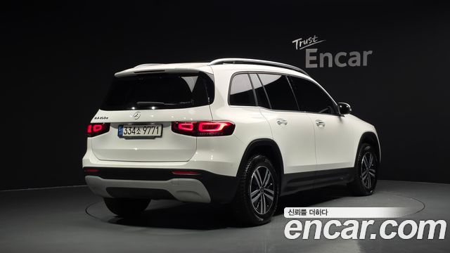 Mercedes-Benz GLB-Class (X247) GLB200 d 2021 — фото 2