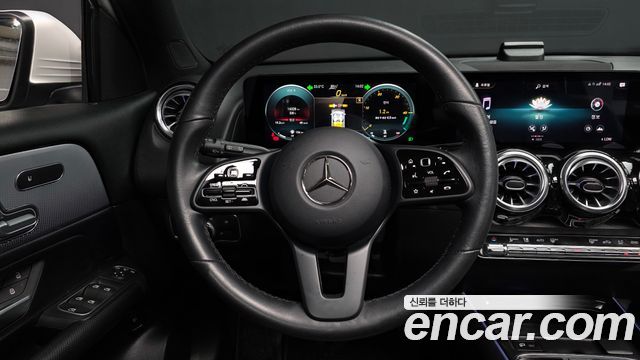 Mercedes-Benz GLB-Class (X247) GLB200 d 2021 — фото 13