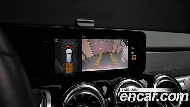 Mercedes-Benz GLB-Class (X247) GLB200 d 2021 — фото 15