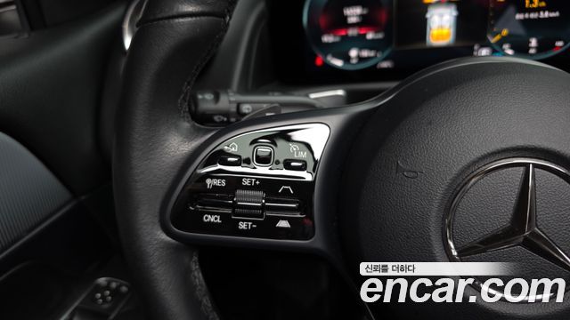 Mercedes-Benz GLB-Class (X247) GLB200 d 2021 — фото 37