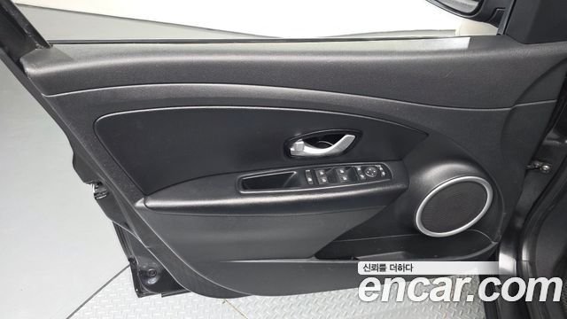 Renault Korea SM3 Neo RE 2015 — фото 24