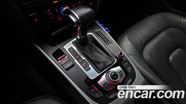 Audi A4 2.0 TDI B8 2013 — фото 9