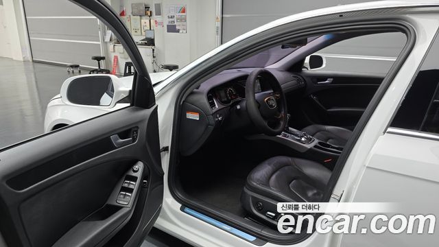 Audi A4 2.0 TDI B8 2013 — фото 10
