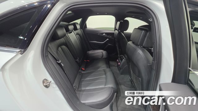 Audi A6 35 TDI Premium C7 2018 — фото 17