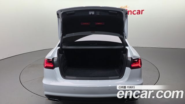 Audi A6 35 TDI Premium C7 2018 — фото 18