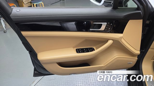 Porsche Panamera (971) 3.0 AWD 2020 — фото 24