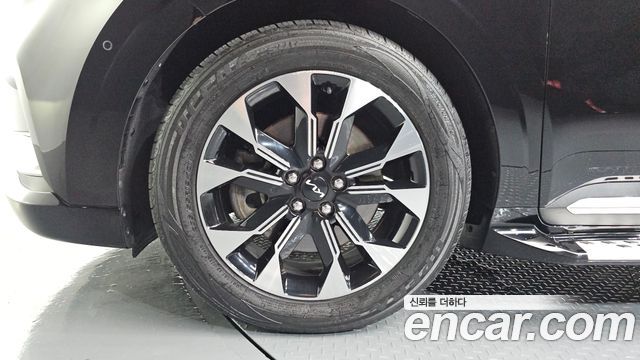 Kia Carnival (IV) Gasoline 9-Seater Hi-Limousine Signature 2023 — фото 5