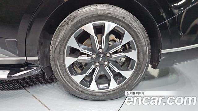 Kia Carnival (IV) Gasoline 9-Seater Hi-Limousine Signature 2023 — фото 21