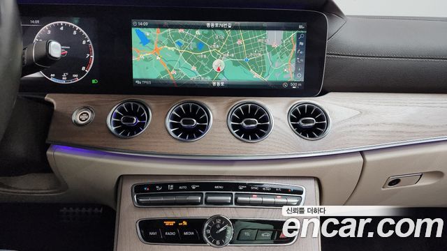 Mercedes-Benz E-Class (W213) E450 4MATIC Coupe 2019 — фото 13