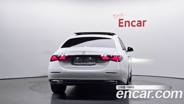 Mercedes-Benz E-Class (W214) E220d 4MATIC Exclusive 2024 — фото 4