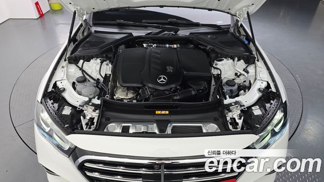 Mercedes-Benz E-Class (W214) E220d 4MATIC Exclusive 2024 — фото 6