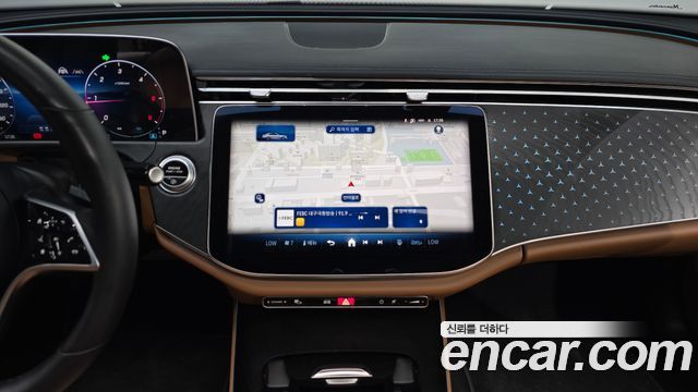 Mercedes-Benz E-Class (W214) E220d 4MATIC Exclusive 2024 — фото 17