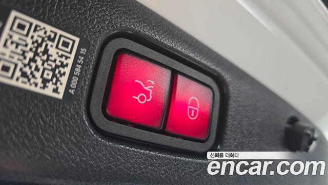 Mercedes-Benz E-Class (W214) E220d 4MATIC Exclusive 2024 — фото 24