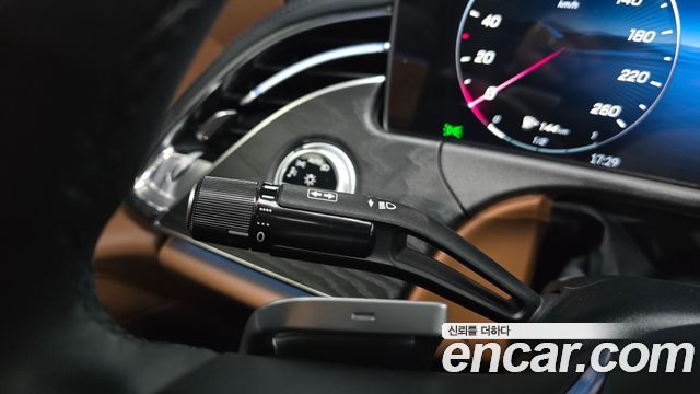 Mercedes-Benz E-Class (W214) E220d 4MATIC Exclusive 2024 — фото 35