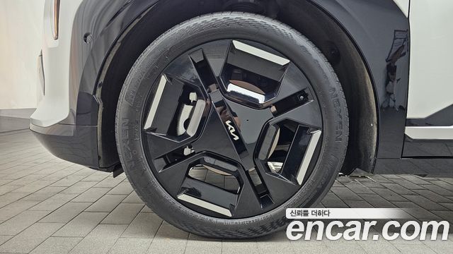 Kia EV3 Standard 2WD GT Line 2026 — фото 5