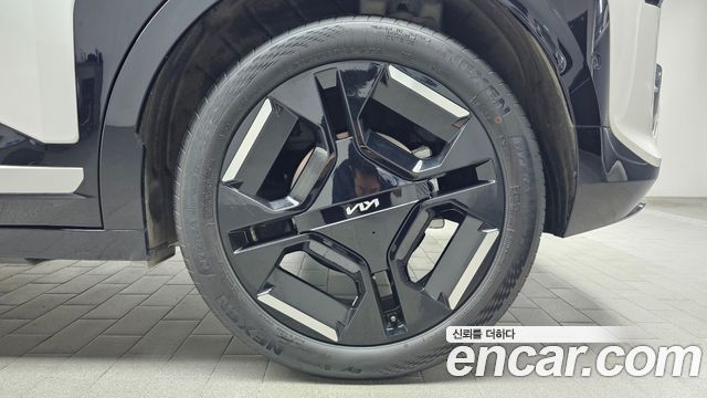 Kia EV3 Standard 2WD GT Line 2026 — фото 21