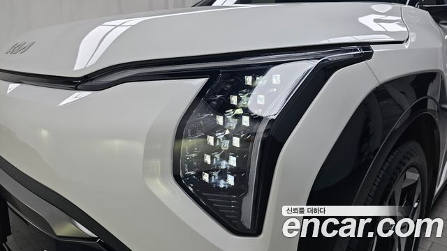 Kia EV3 Standard 2WD GT Line 2026 — фото 22