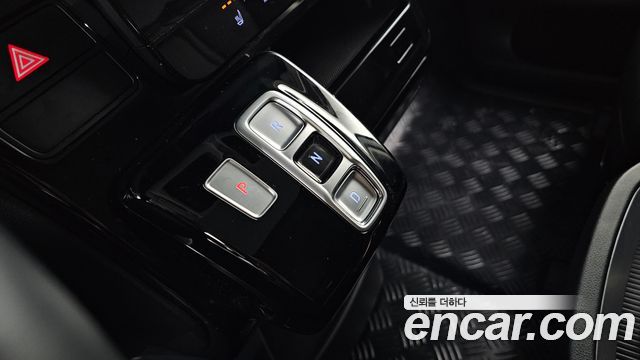 Hyundai ST1 Cargo Smart 2025 — фото 9