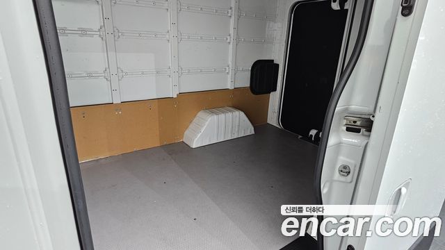 Hyundai ST1 Cargo Smart 2025 — фото 24
