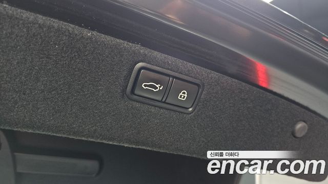 Genesis G80 3.8 GDI AWD Finest 2018 — фото 17