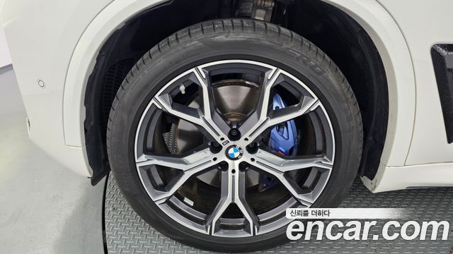 BMW X5 (G05) xDrive 40i M Sport 2025 — фото 5