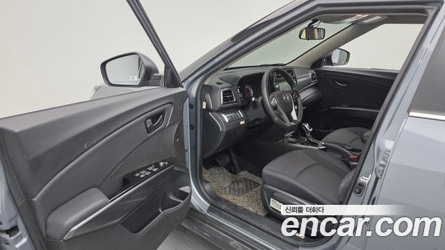 KG Mobility (SsangYong) Very New Tivoli Gasoline 1.5 2WD V1 2022 — фото 10