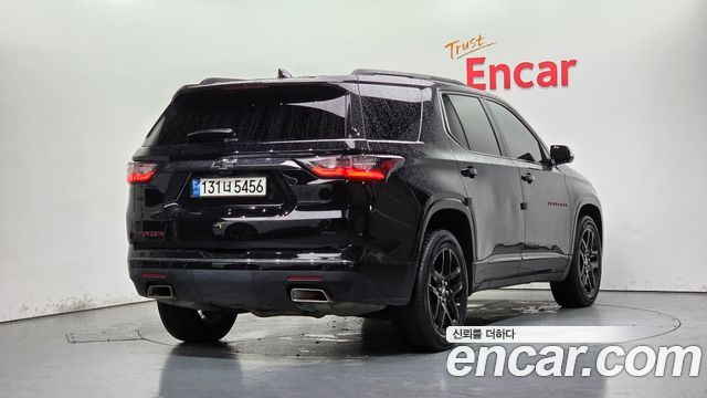 Chevrolet Traverse 3.6 AWD Redline 2021 — фото 2